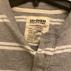 Light grey urban pipeline boys size large
